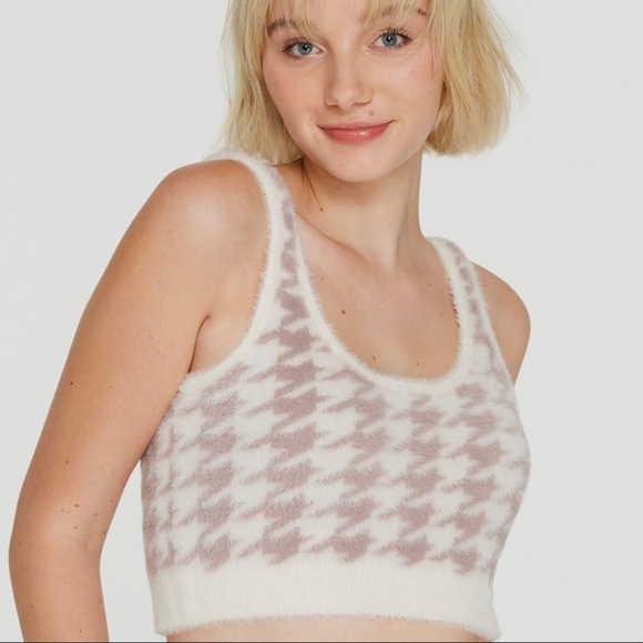 Aeropostale Fuzzy Houndstooth Cropped Cardigan and tank set - Picture 2 of 6